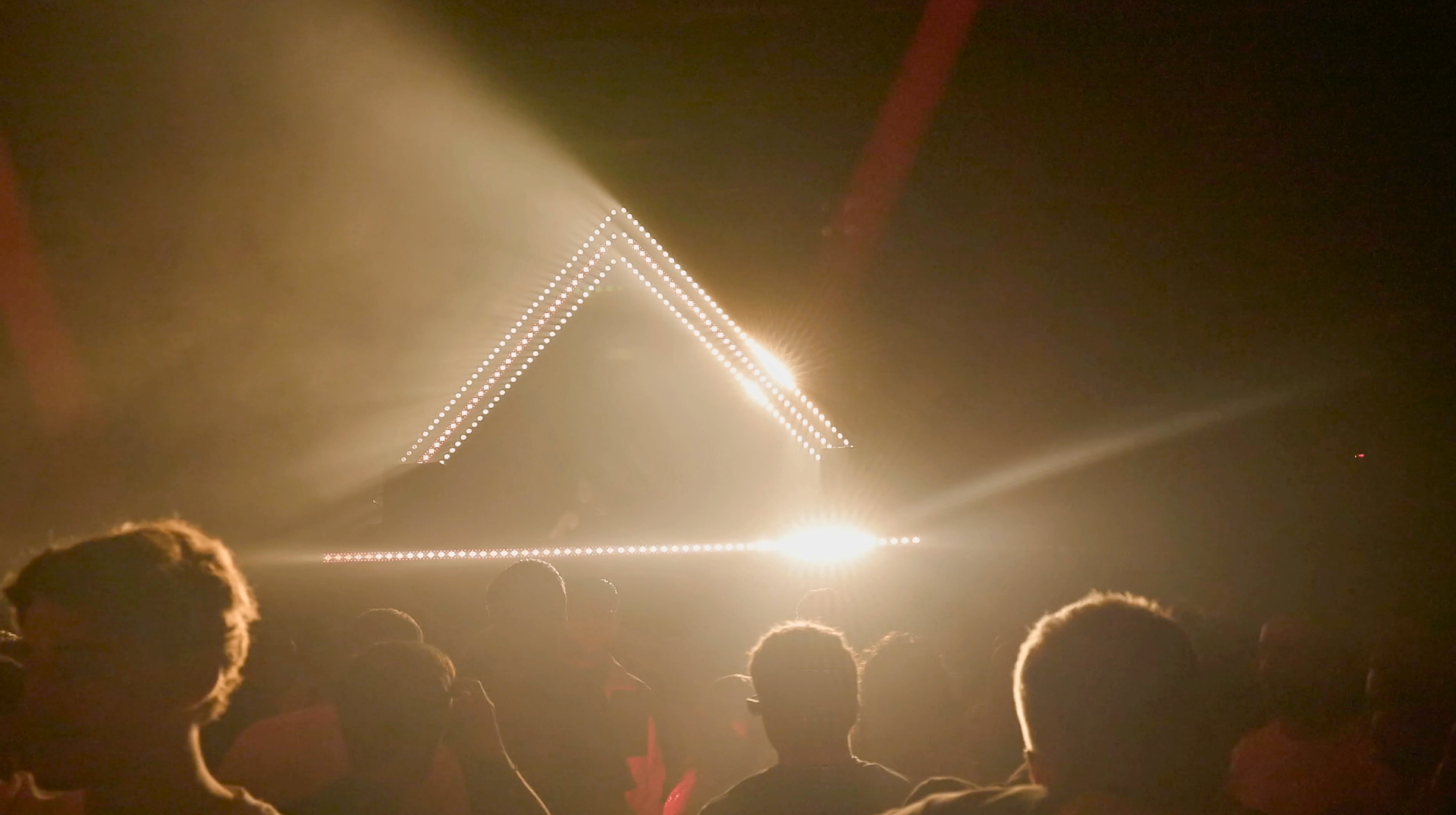 Pyramid World Tour — Kaufleuten